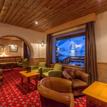 保利尔酒店 酒店 3*