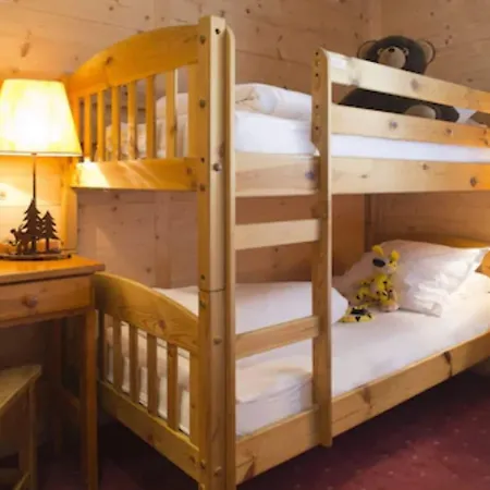 保利尔酒店 酒店